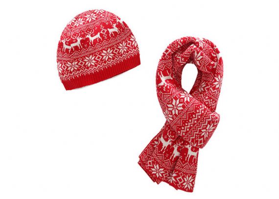 Red And Blue Hat Scarf And Gloves Set , Toddler Winter Hat Standard Wool Material - 11193679