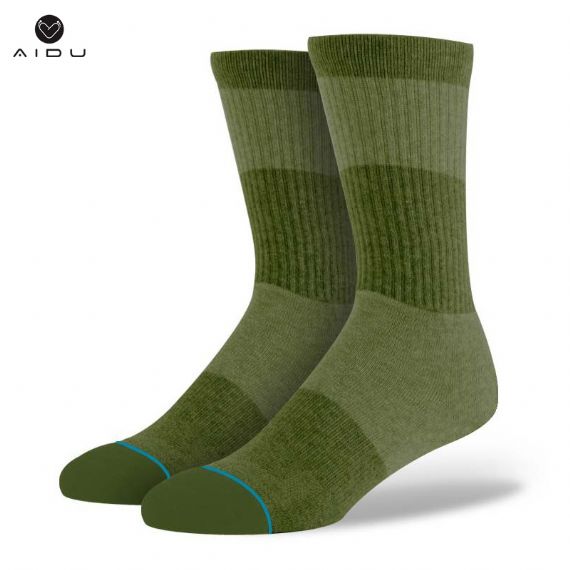 Diseño de rayas al por mayor Calcetines de tripulación - HNFS28